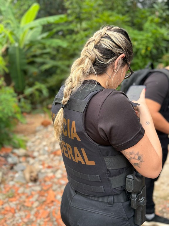 Polícia Federal prende suspeito em Cuiabá por compartilhamento de material de abuso sexual infantil