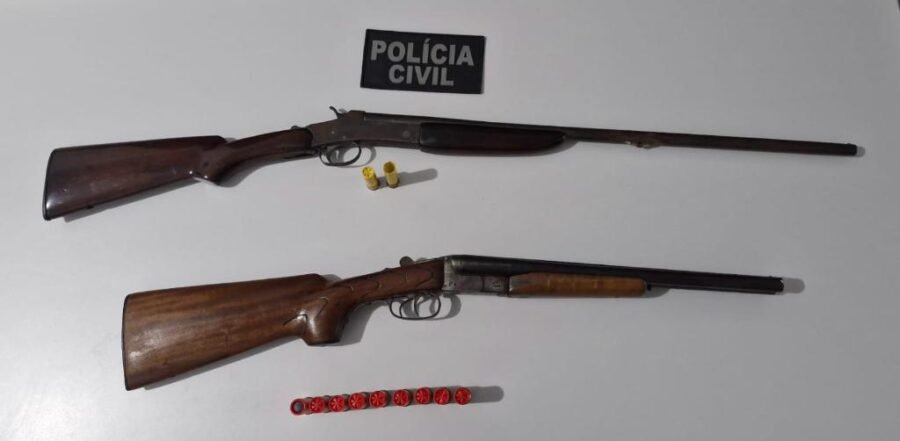 Polícia Civil apreende armas e munições na casa de caminhoneiro em Matupá; Foram apreendidas duas espingardas e 11 munições