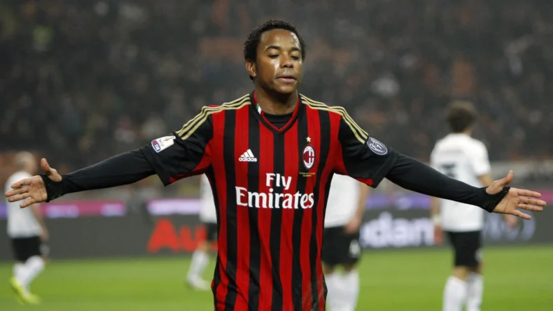 Robinho faz amizade com ex-prefeito e disputa fama com Brennand na prisão