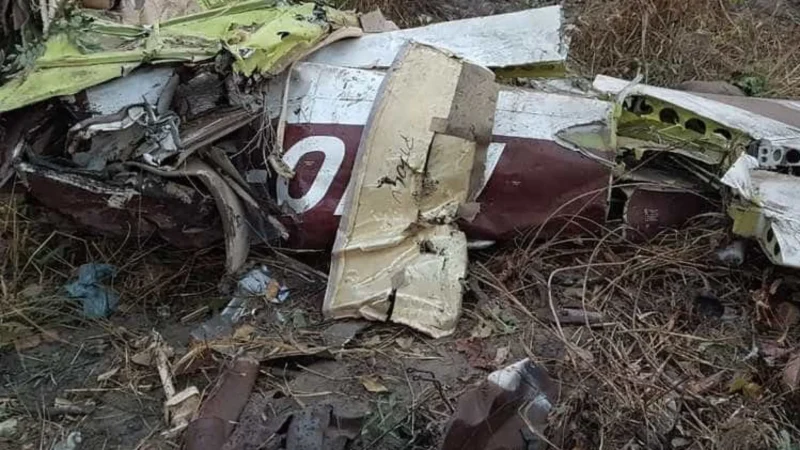 Avião agrícola cai em fazenda no interior de SP