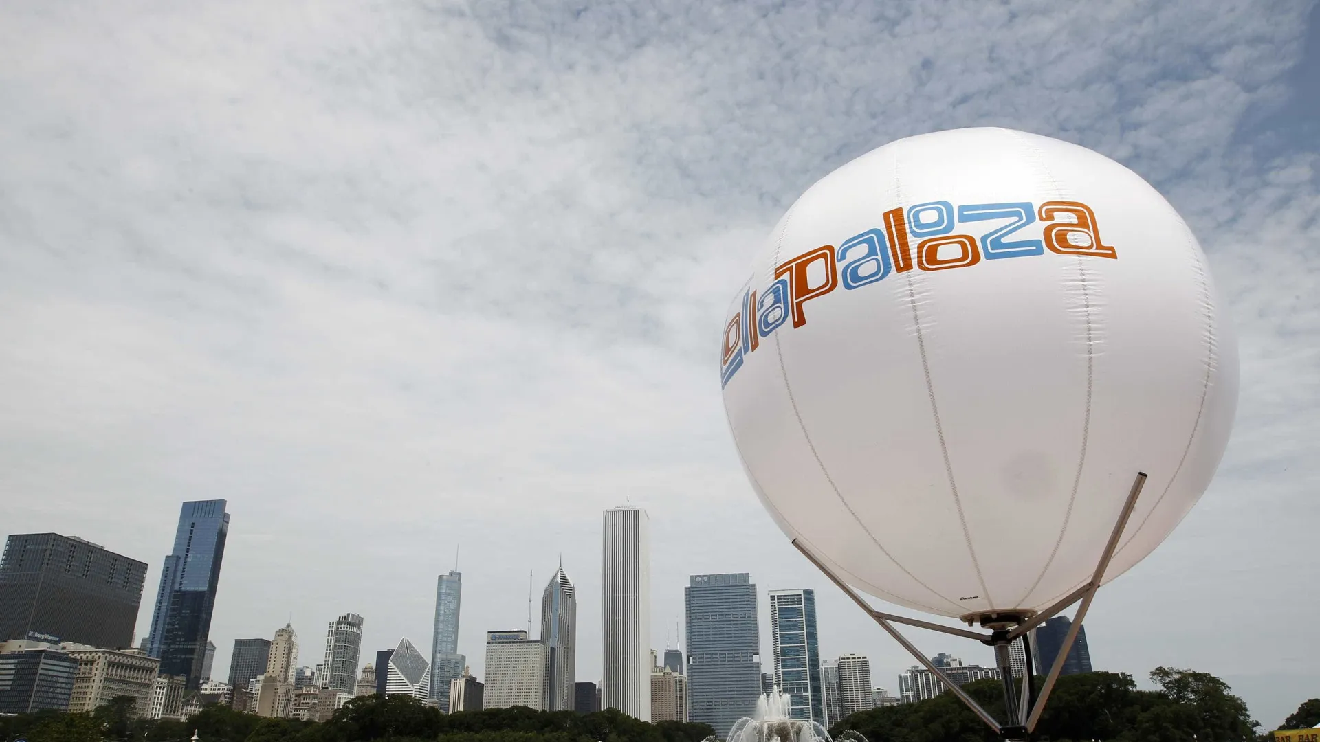 Veja como chegar e o que levar ao Lollapalooza Brasil, que começa nesta sexta (28)