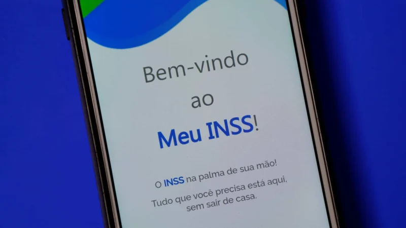 INSS volta a pagar aposentadorias após pausa do Carnaval