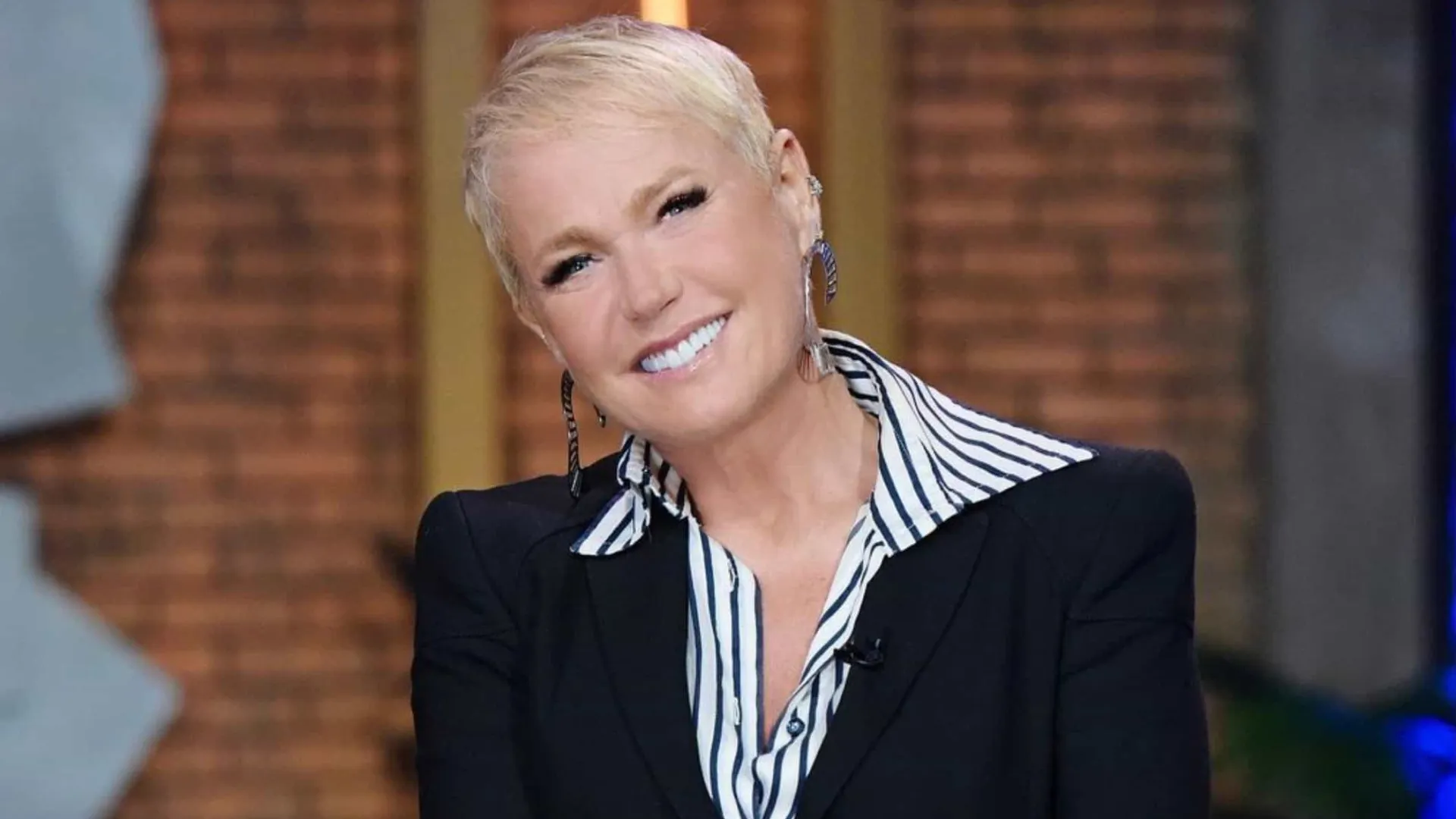 Xuxa diz que gostaria de ter acreditado menos nas pessoas
