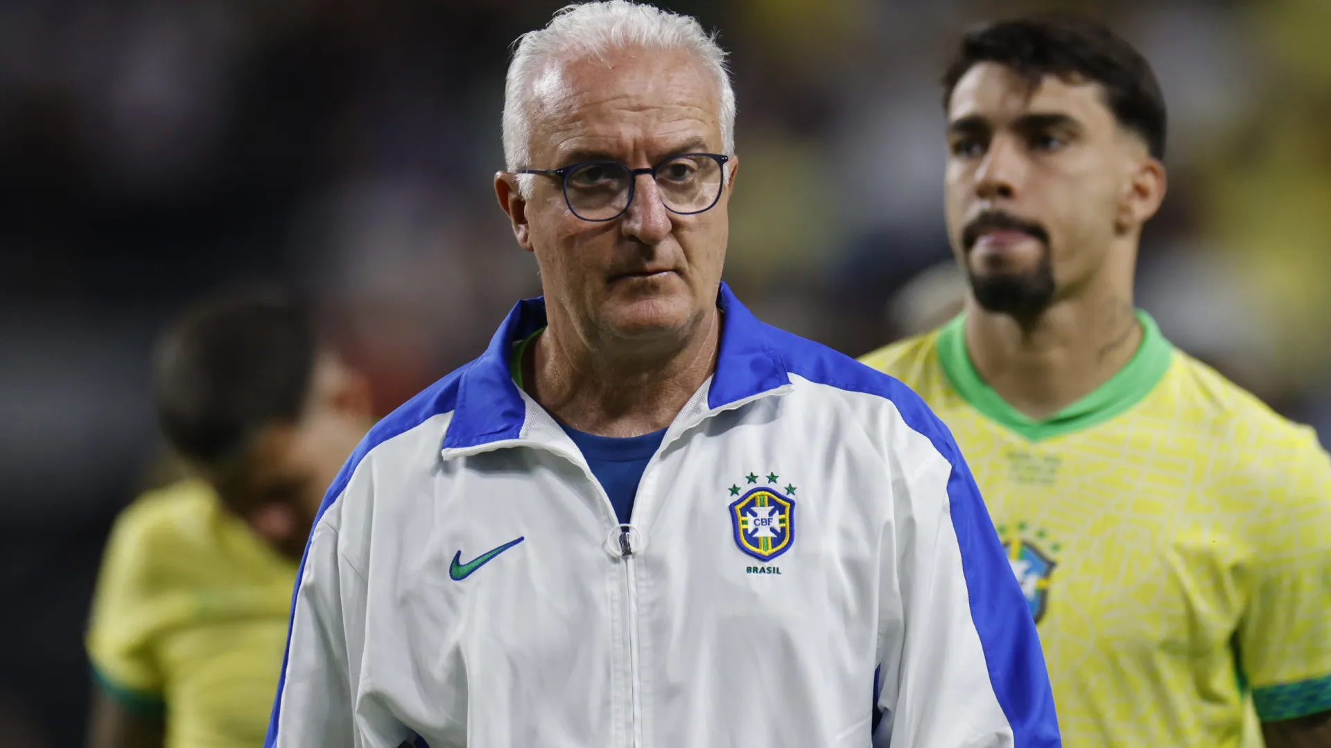 ‘Você está querendo tirar o Dorival’, diz Ednaldo a repórter após reeleição