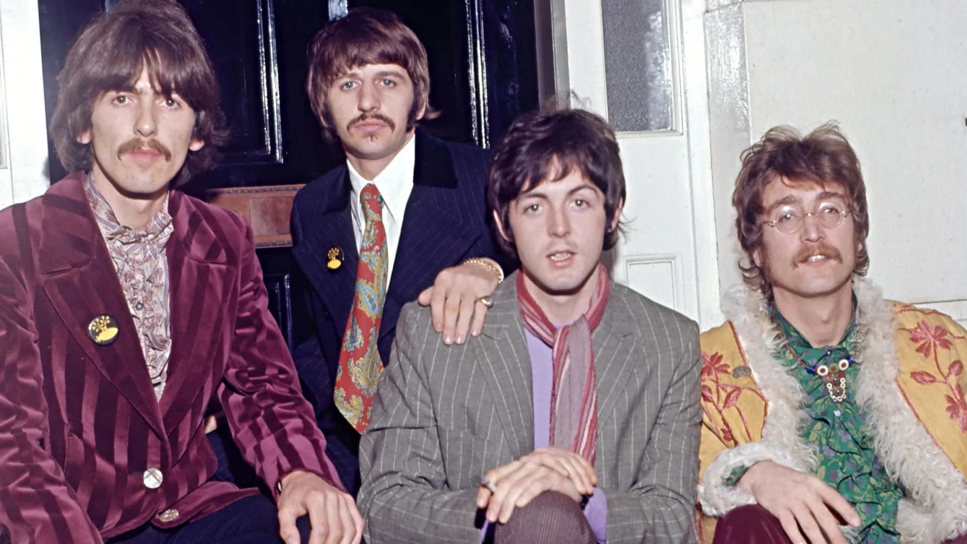 Fita dos Beatles de 1962, rejeitada por gravadora, é descoberta no Canadá