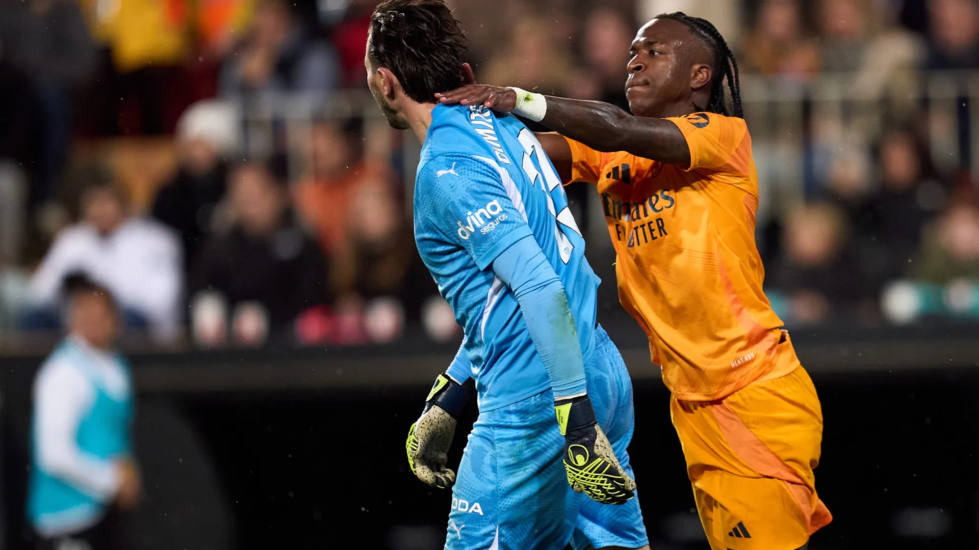 Ex-Real Madrid critica Vinícius Júnior: “Não é bom para o futebol”