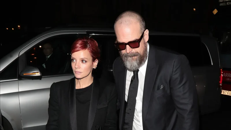Marido de Lily Allen teria tido um caso durante três anos