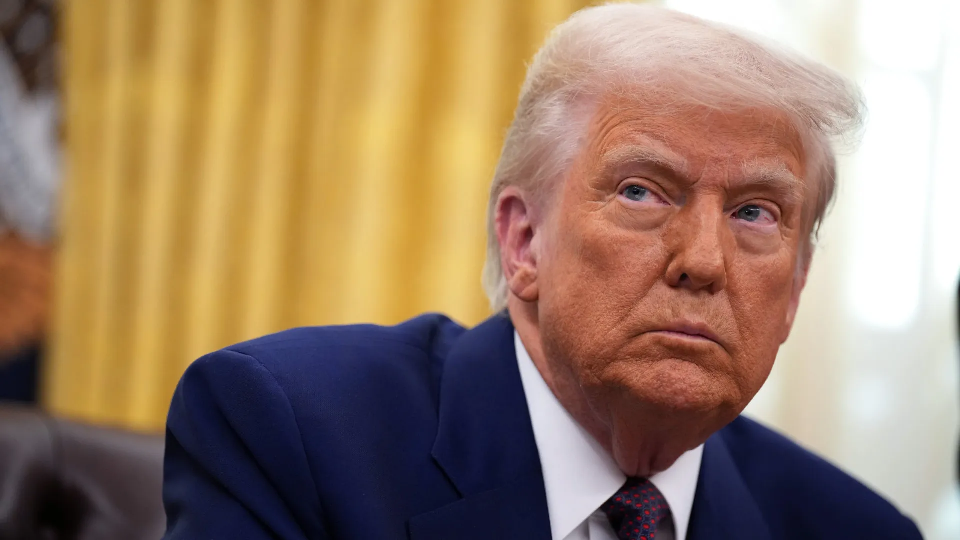 Tarifas de Trump e políticas imigratórias podem aumentar custo de construção de casas nos EUA