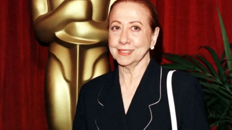 Fernanda Montenegro escreve carta aberta a Fernanda Torres e a chama de ‘fenômeno’
