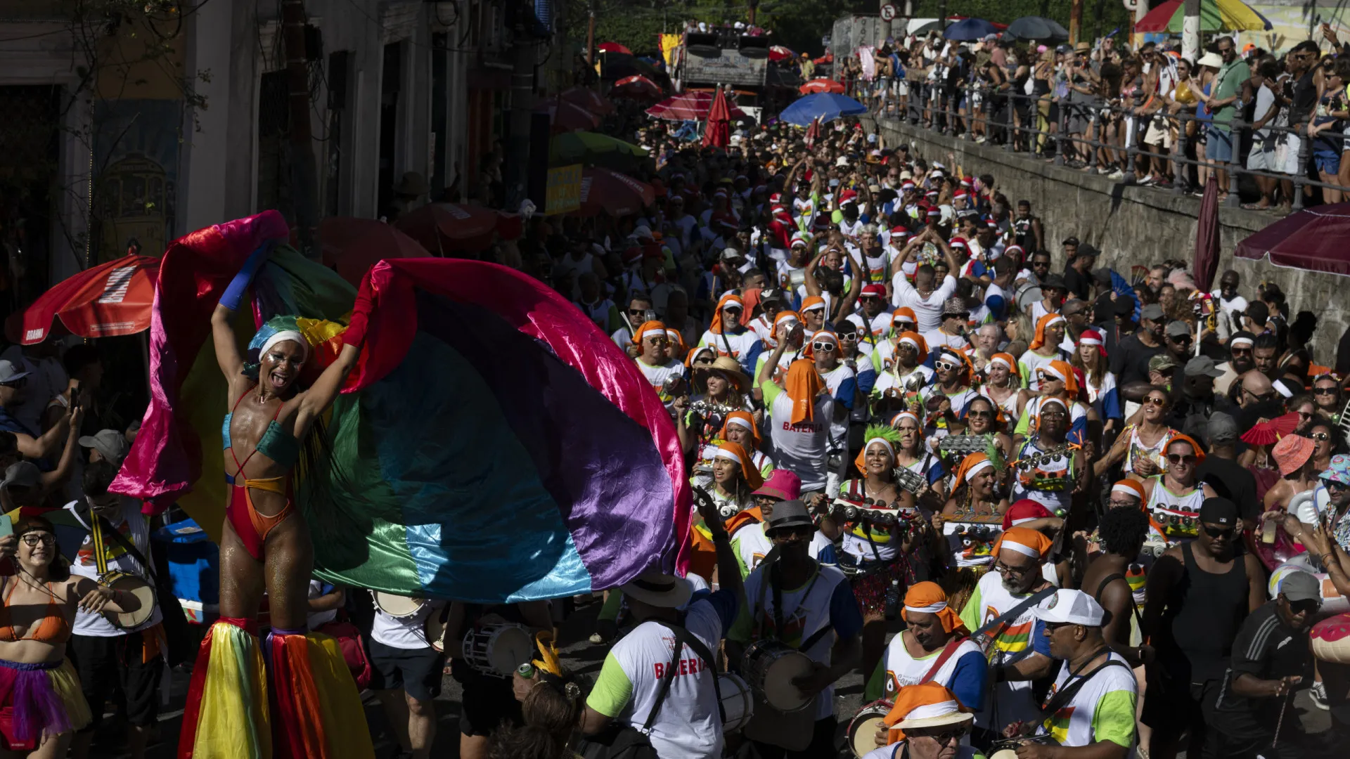 Temperatura máxima no Rio deve chegar a 38°C neste sábado de Carnaval