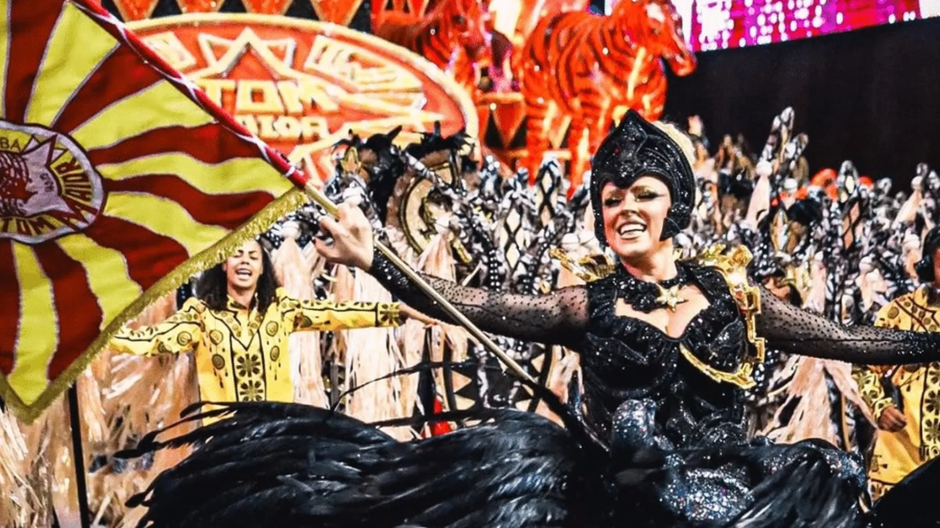 Tom Maior e Mocidade da Mooca sobem para o Grupo Especial no Carnaval de SP