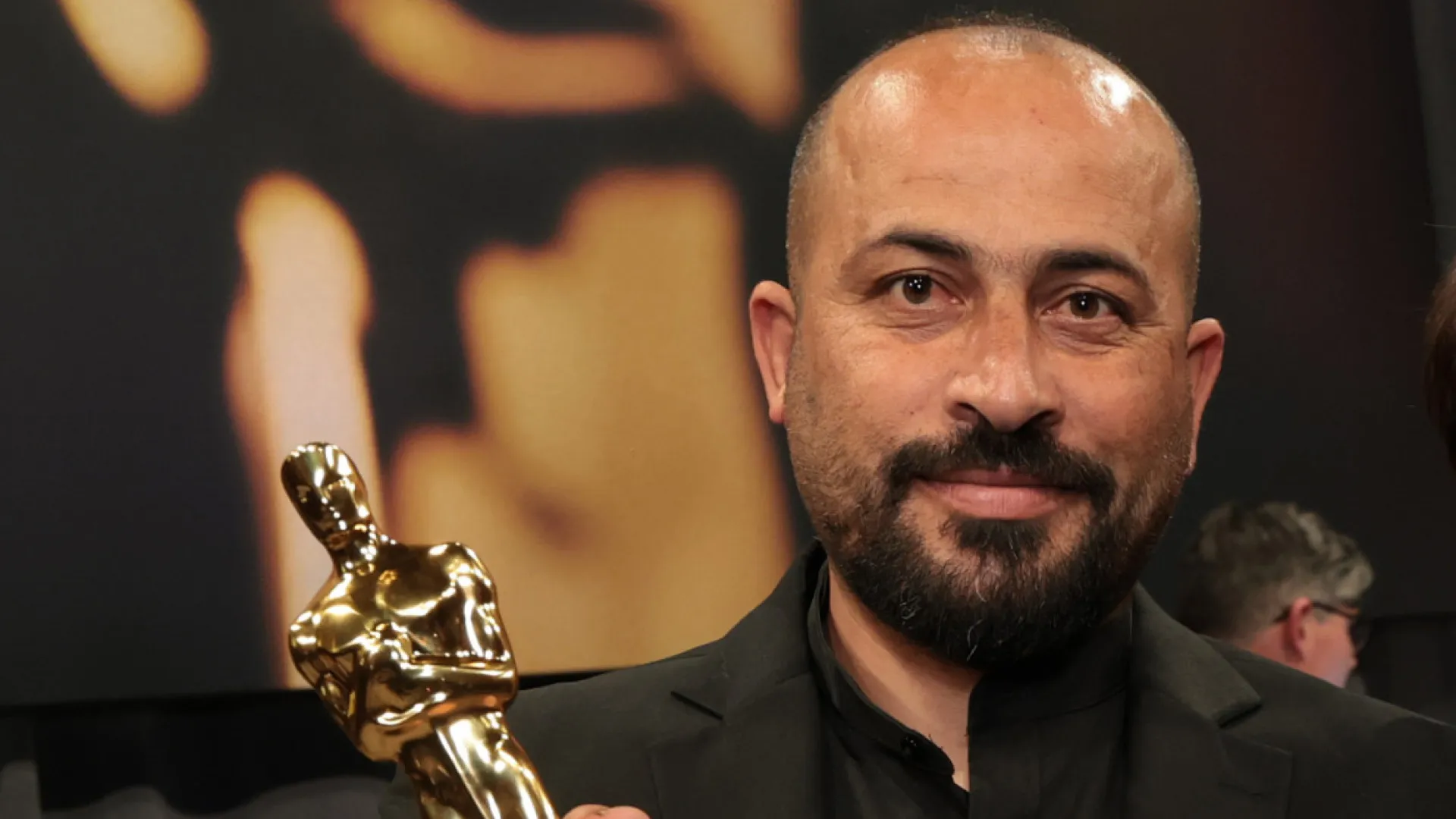 Palestino que ganhou Oscar é libertado por Israel após espancamentos