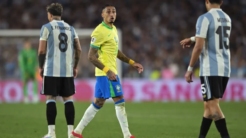 Ednaldo Rodrigues e Raphinha silenciam após goleada em semana de reeleição e fala polêmica