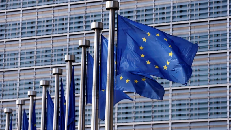 UE avisa que retaliará EUA se não houver “soluções mutuamente aceitáveis”