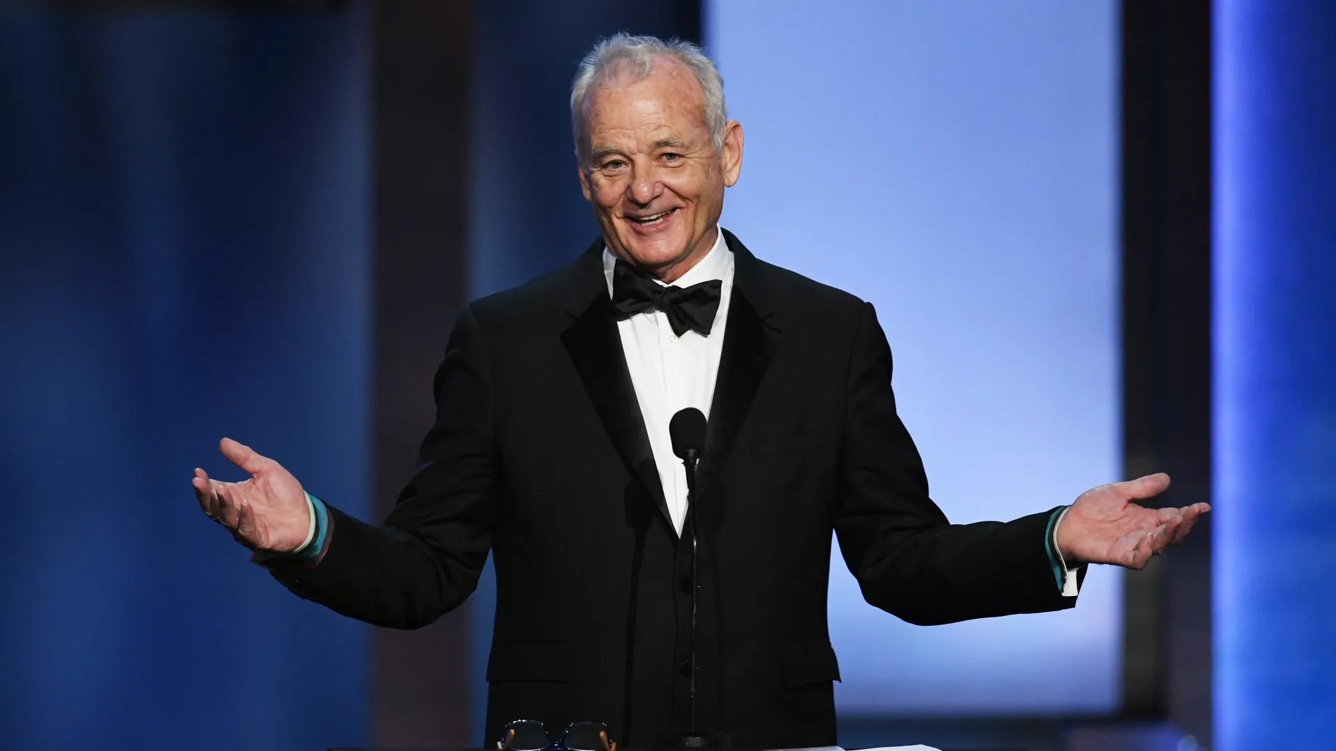 Bill Murray ameaça dar pisão em fã após esbarrão