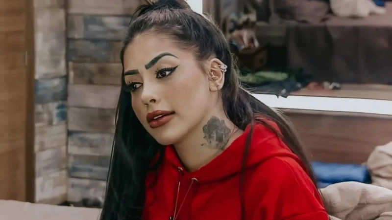 MC Mirella procura culpados por vazamento de vídeo íntimo