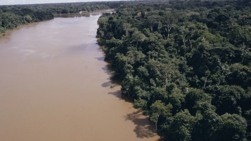 Rio Madeira está perto da cota de inundação em Rondônia