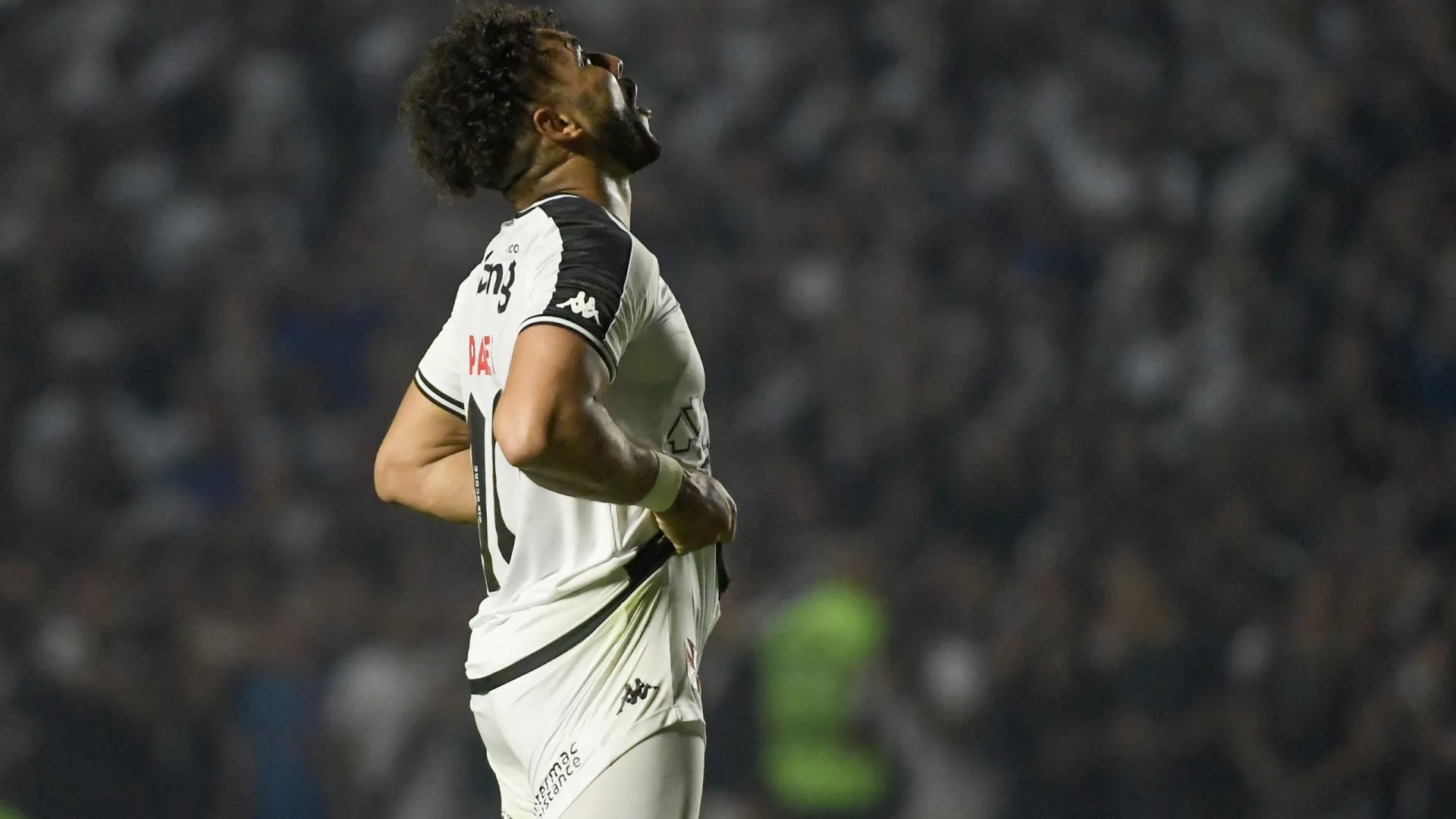 Payet envolvido em escândalo sexual: “É um monstro doentio”