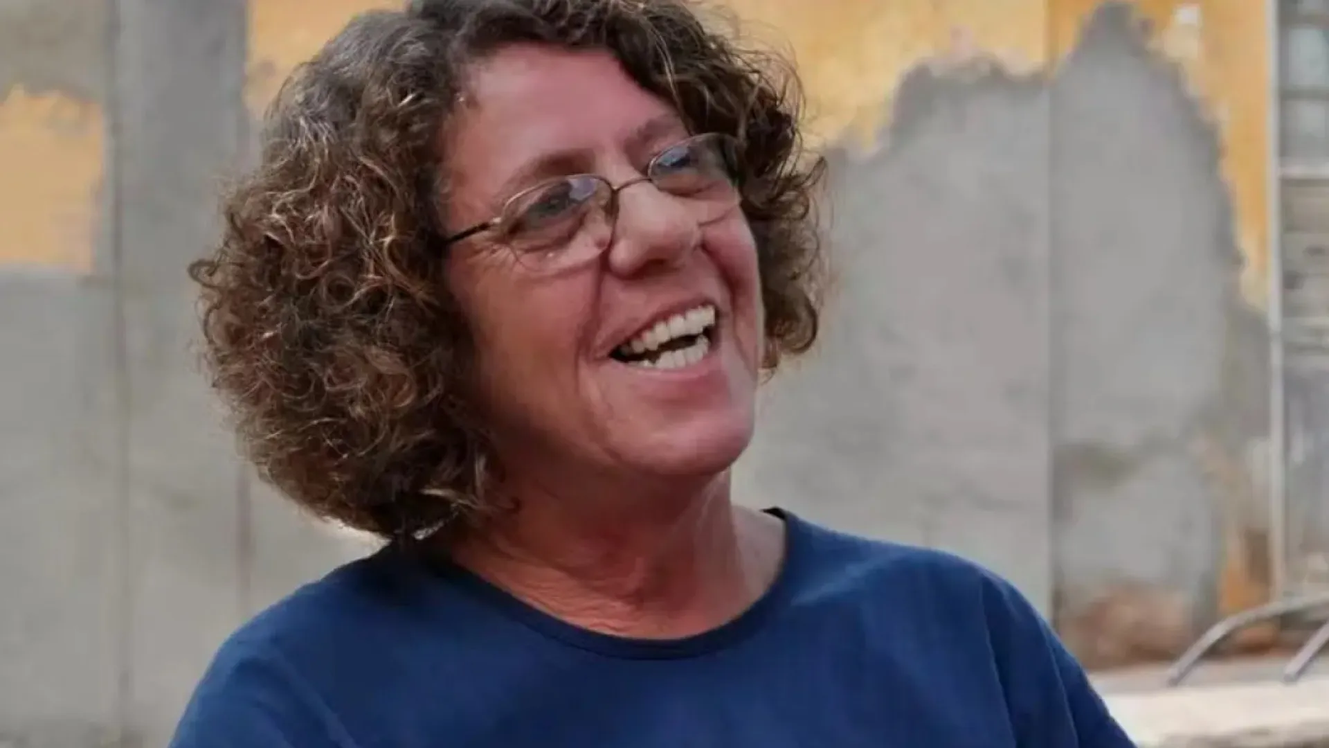 Morre Cristina Buarque, cantora e irmã de Chico Buarque