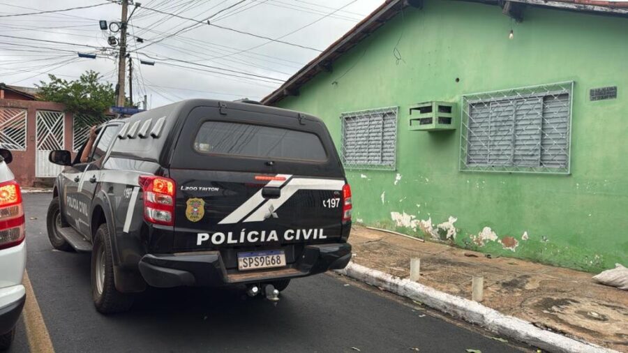 Operação da Polícia Civil mira grupo criminoso que atua com tráfico e receptação de veículos na região de fronteira