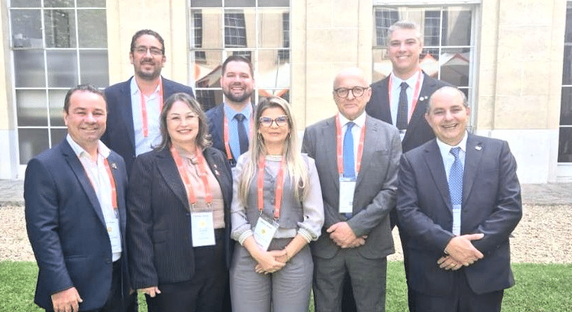 Mato Grosso recebe certificação de zona livre de aftosa sem vacinação em cerimônia em Paris