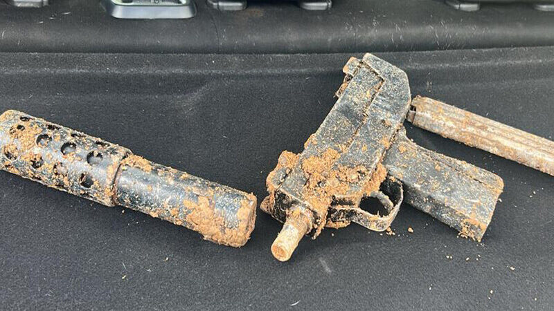 Submetralhadora de uso restrito é encontrada enterrada em Guarantã do Norte