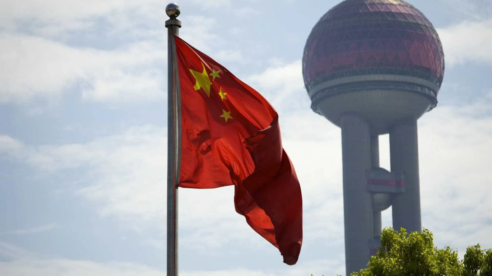 China: novos empréstimos sofrem drástica queda em abril com incertezas sobre tarifas