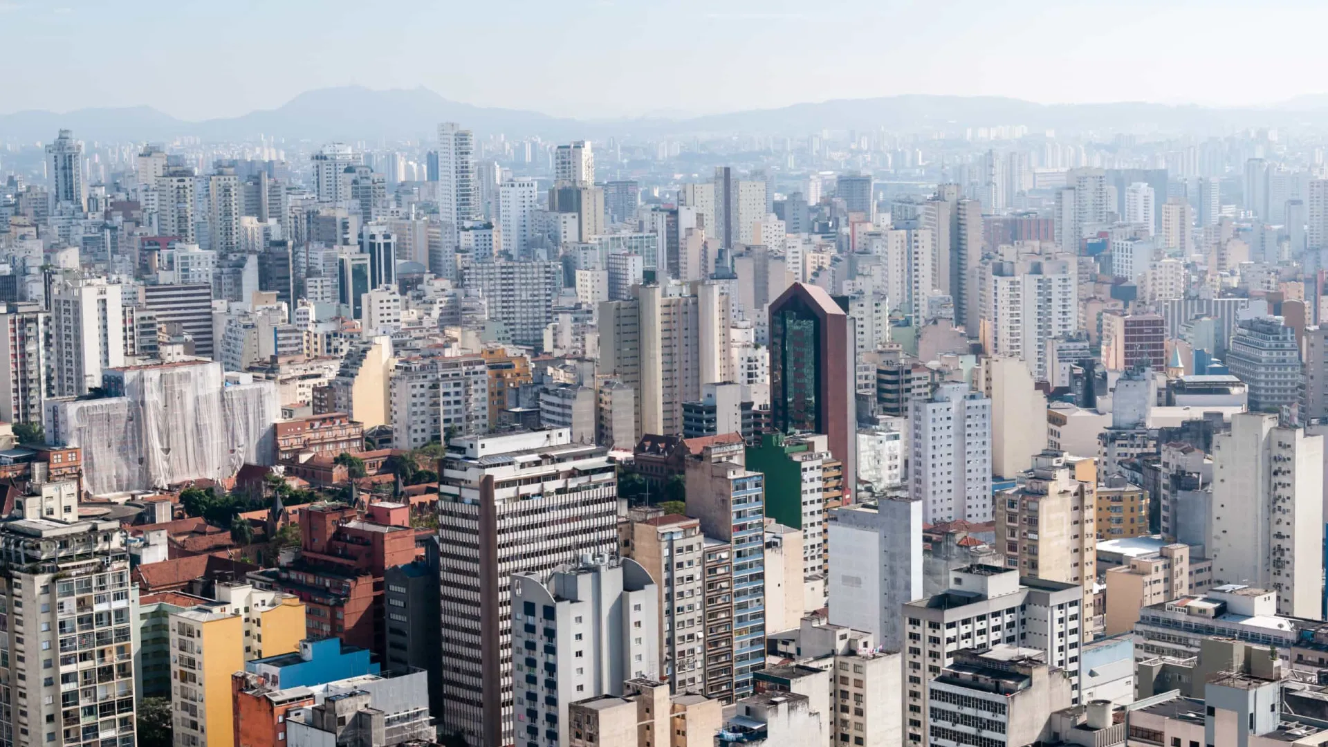 Semana em São Paulo começa com madrugadas frias e máximas de até 22°C