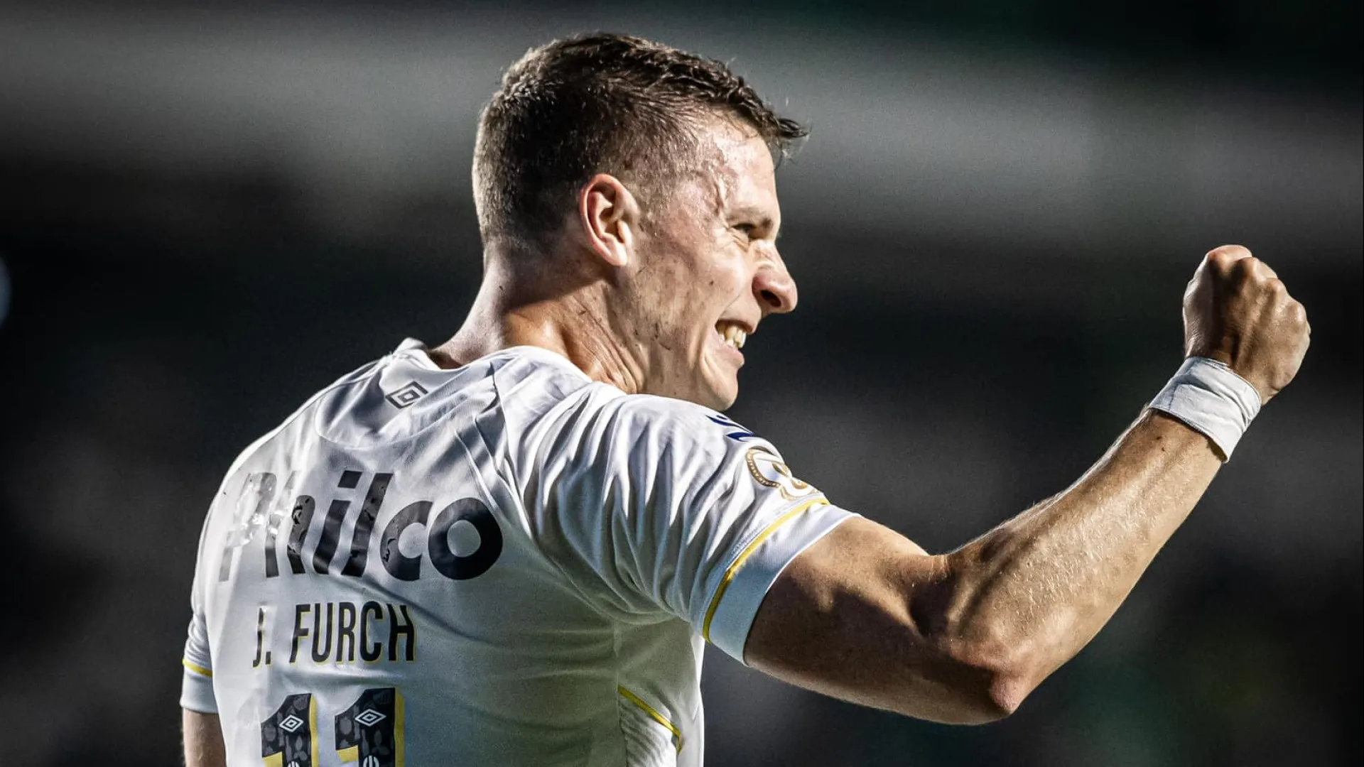 Por que o Santos reintegrou atacante após prejuízo de R$ 6,5 milhões?