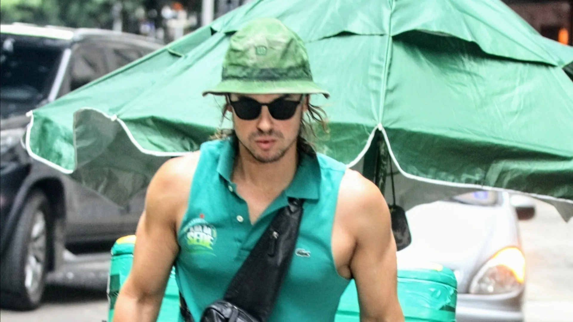 Daniel Erthal, ex-ator da Globo, tem carrinho de bebidas roubado no Rio