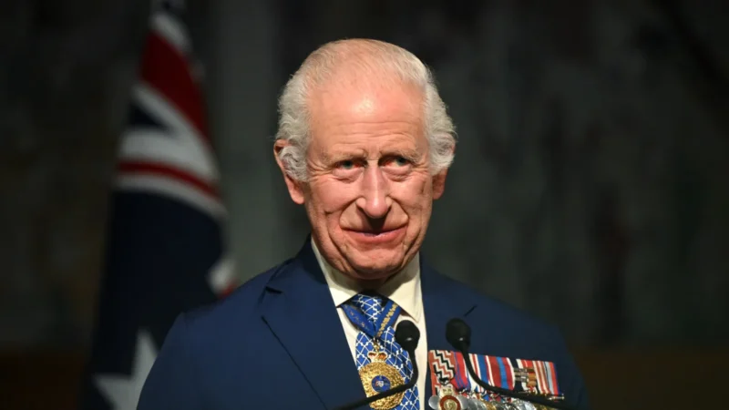 Rei Charles III envia mensagem de felicitações a Leão XIV