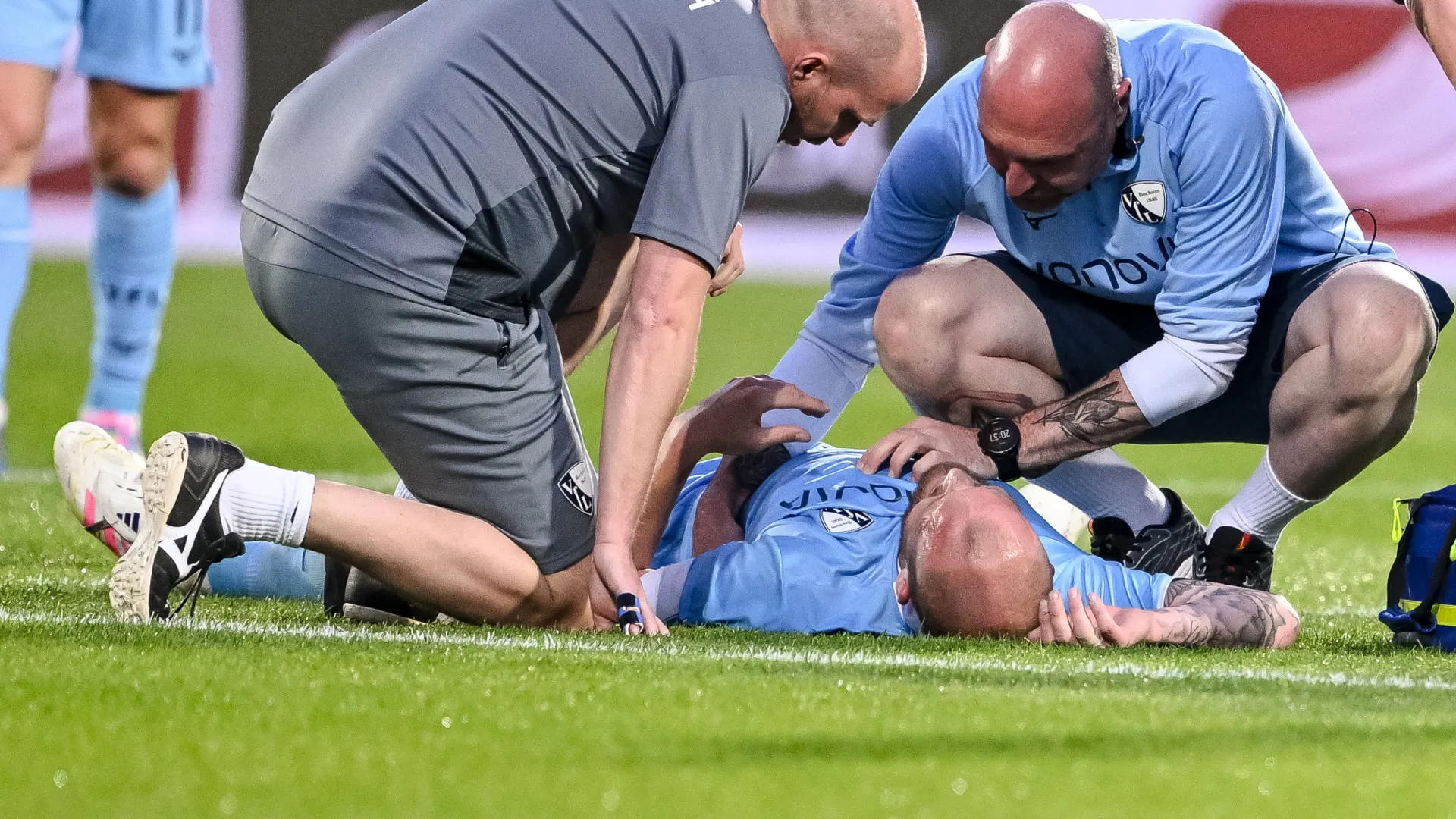 Jogador sofre “lesão potencialmente fatal” durante partida