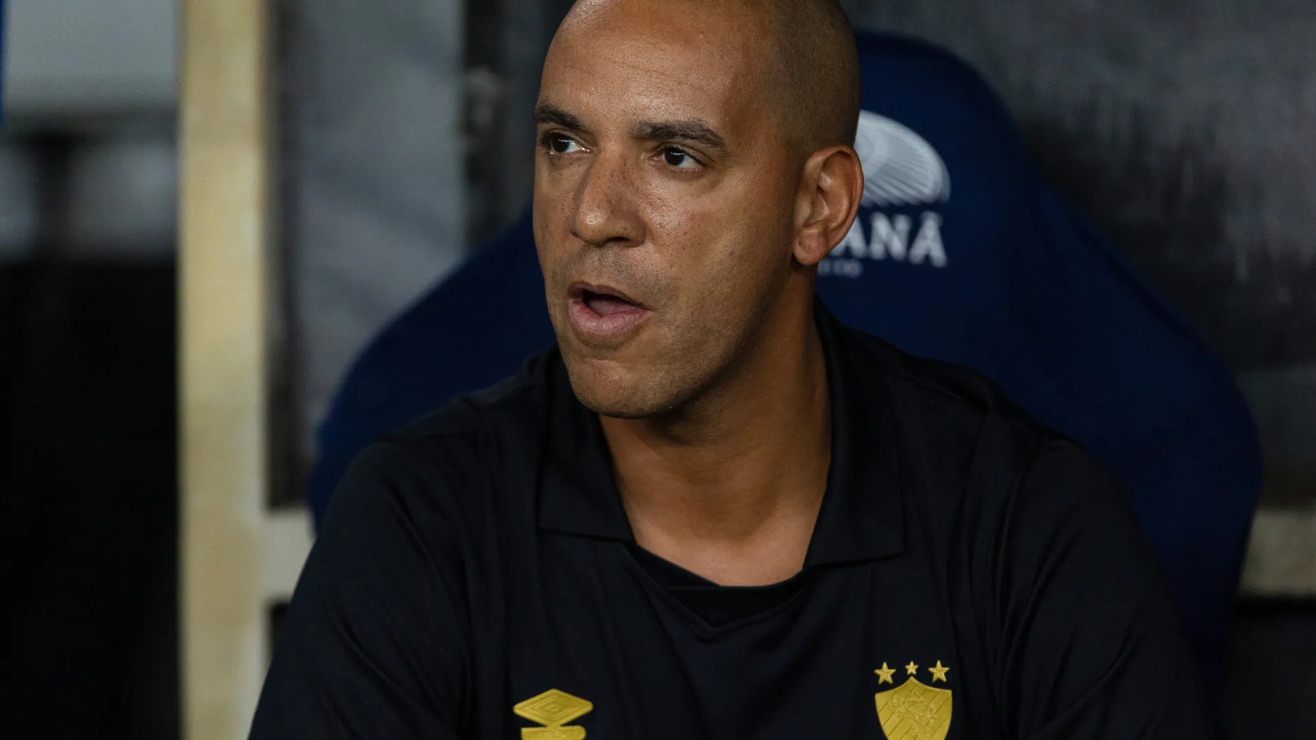 Sport demite técnico português após perder para o Fluminense