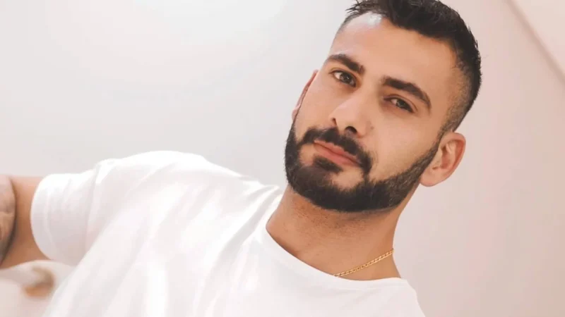 Ex-BBB Nizam anuncia morte da mãe