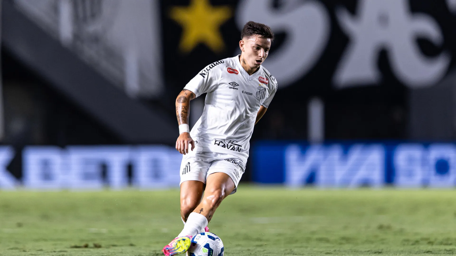 Santos não empolga no Allianz, empata com Ceará e segue em penúltimo