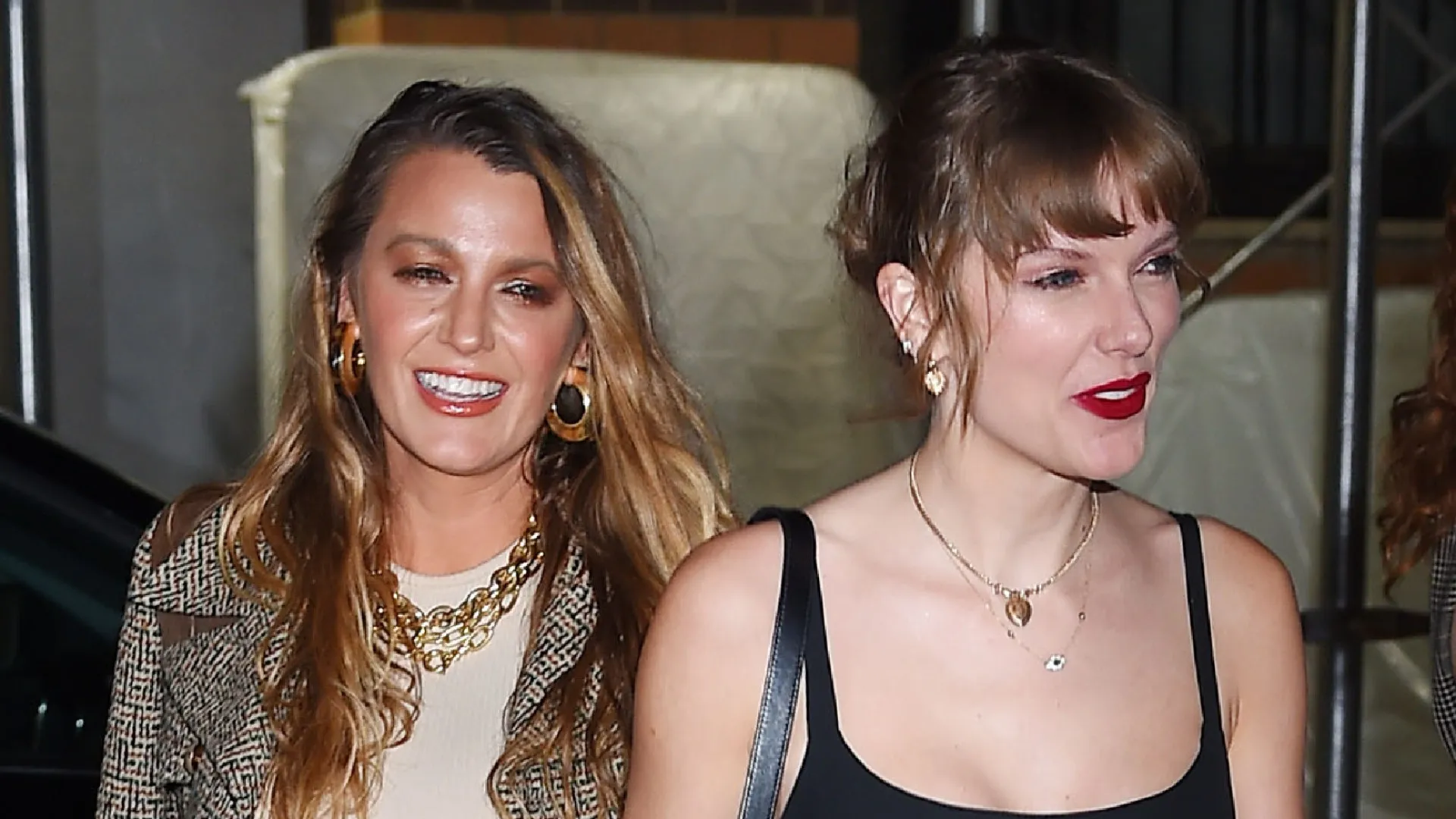 Blake Lively teria ameaçado expor mensagens de Taylor Swift
