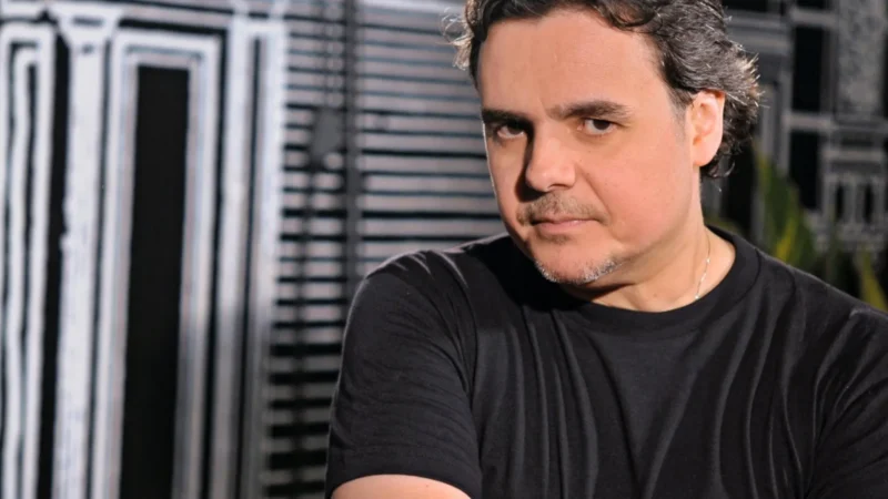 Cássio Gabus Mendes nega que tenha criticado ‘Vale Tudo’ nas redes