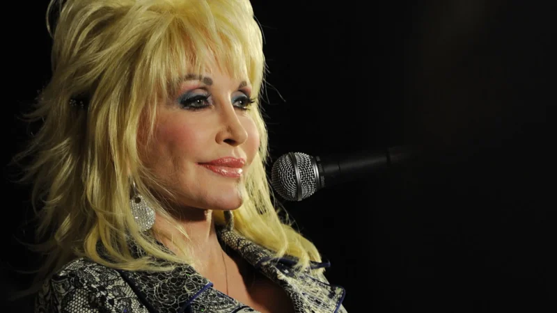 Tom Cruise e Dolly Parton serão premiados com Oscar honorário em novembro