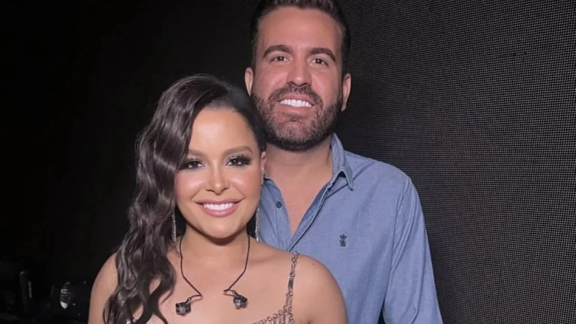 Equipe de Maraisa nega que cantora se casou com Fernando Mocó