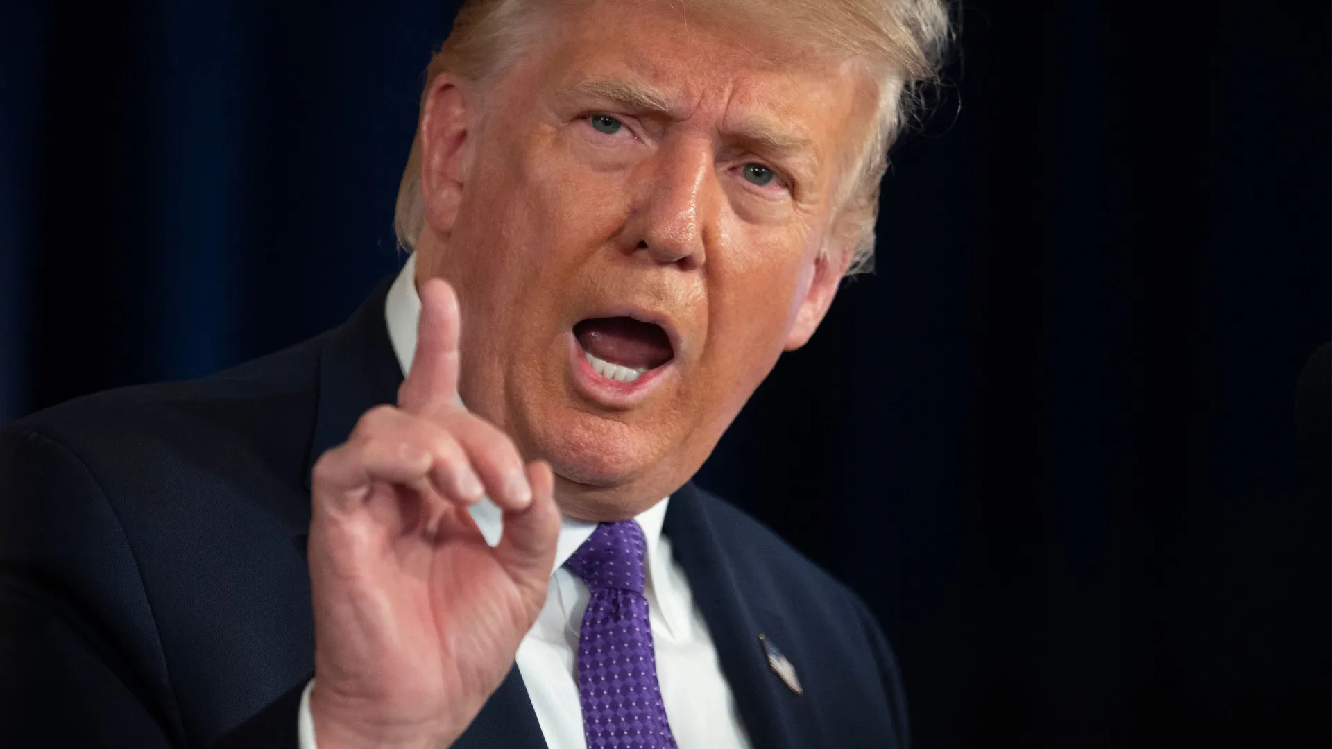 Trump alivia com imigrantes no Mundial, mas medo ainda paira no ar