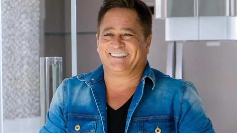 Leonardo ironiza críticas por suposto show alcoolizado: ‘Prometi não beber’