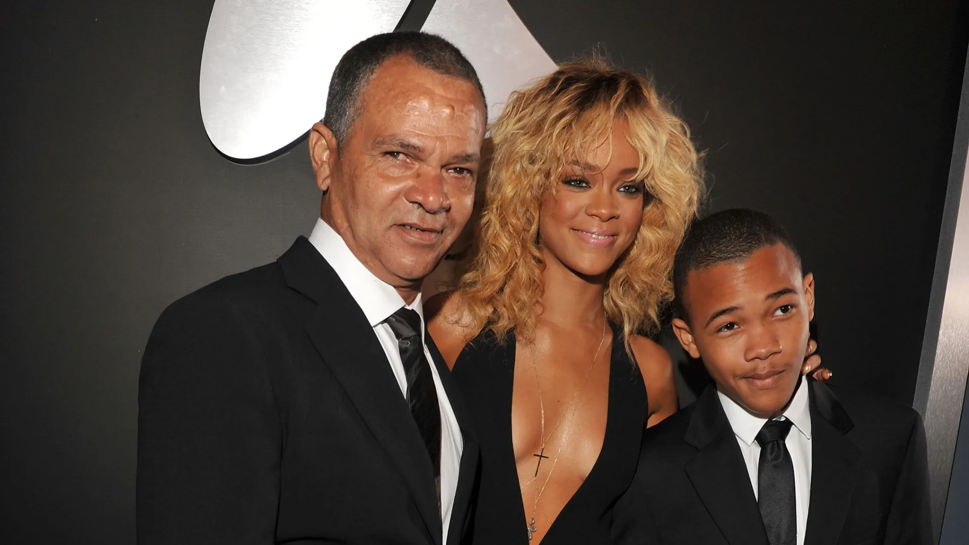 Morre Ronald Fenty, o pai da cantora Rihanna, aos 70 anos