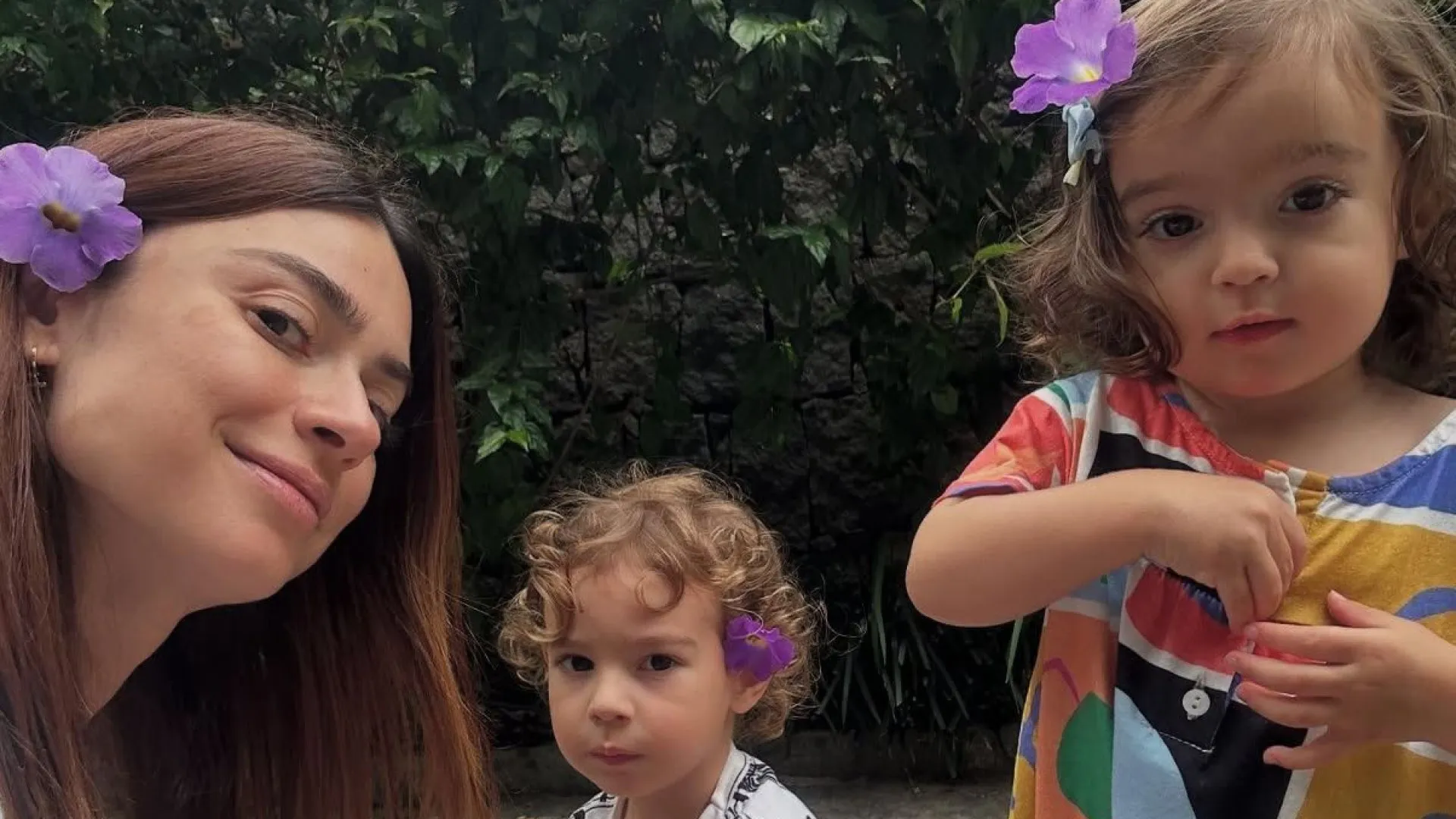 “Meu filho não suporta a irmã”, diz Thaila Ayala sobre maternidade