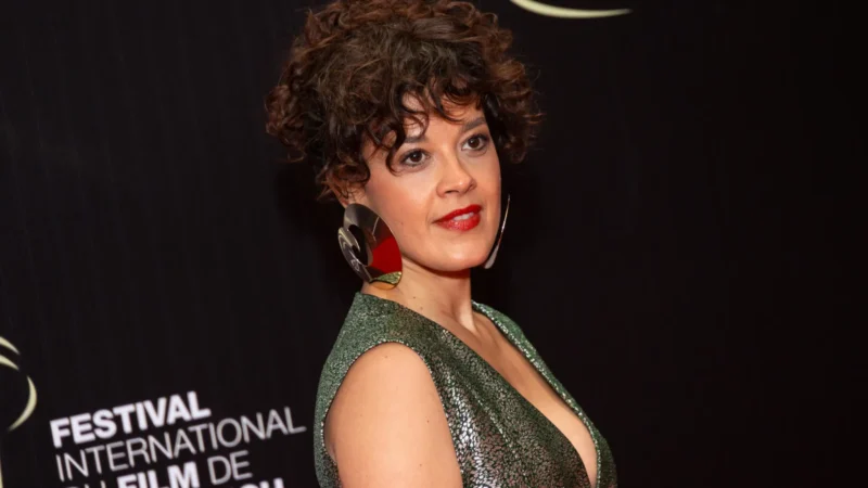 Maeve Jinkings precisa ‘provar que está pronta’ para comandar operação em ‘DNA do Crime’