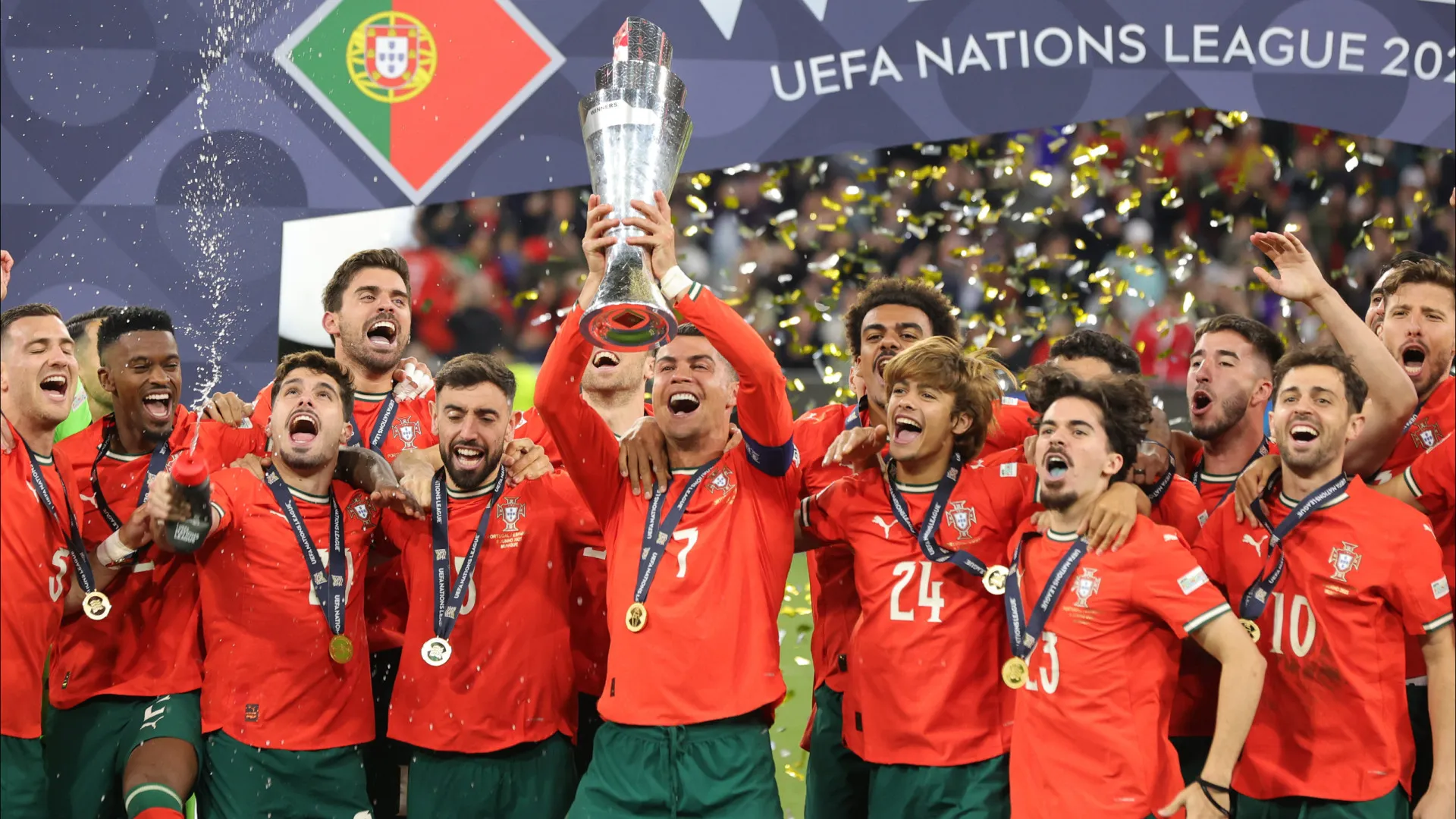 Cristiano Ronaldo marca, Portugal supera Espanha nos pênaltis e é bicampeão da Liga das Nações