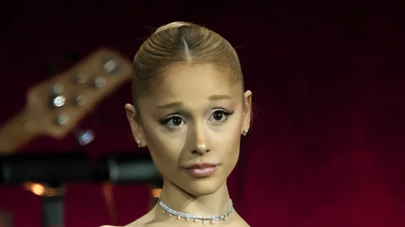 Ariana Grande lamenta a morte da avó Marjorie, aos 98 anos