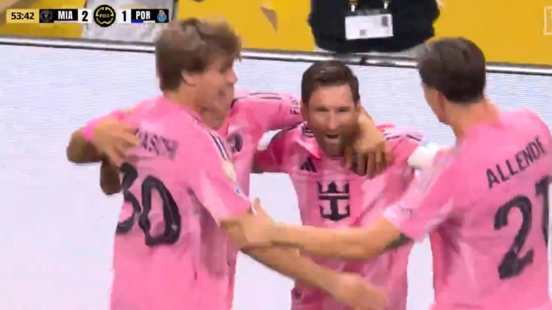 Messi marca em estreia no Mundial de Clubes contra o FC Porto; veja