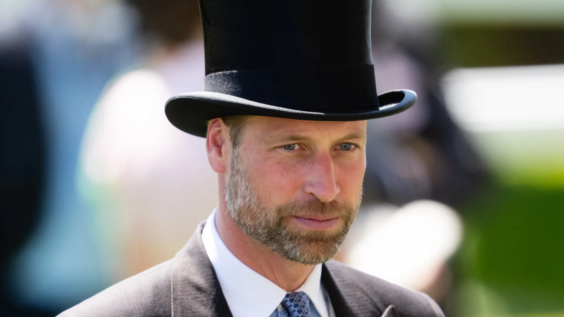 William pensa em futuro como rei e já tomou decisões quanto a Harry