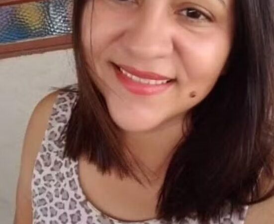 Professora morre após ser atropelada por carreta enquanto andava de bicicleta em Comodoro (Vídeo)