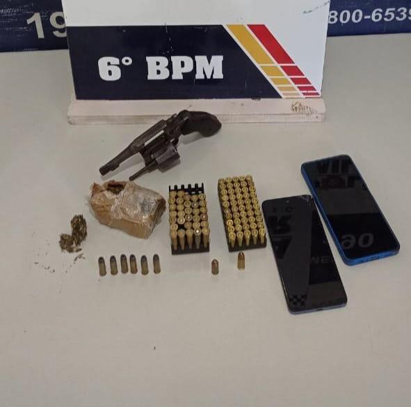 Polícia apreende três adolescentes e prende homem com arma e munições em Cáceres